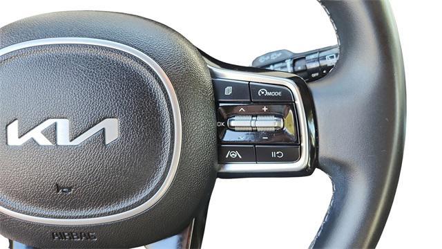 used 2022 Kia Sorento car, priced at $22,136