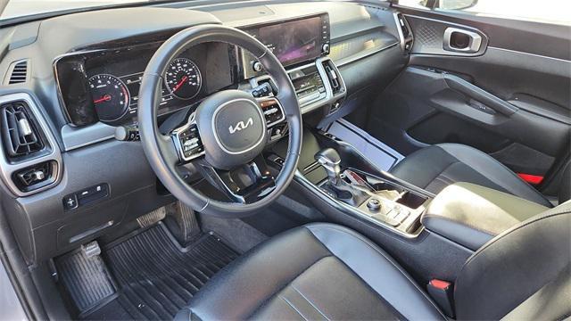 used 2022 Kia Sorento car, priced at $22,136
