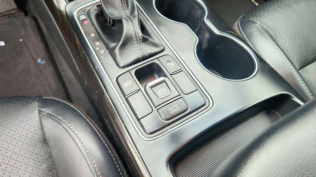 used 2019 Kia Sorento car, priced at $20,634
