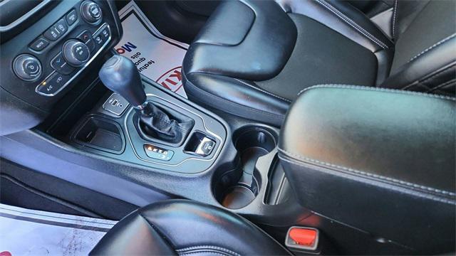 used 2019 Jeep Cherokee car, priced at $13,470