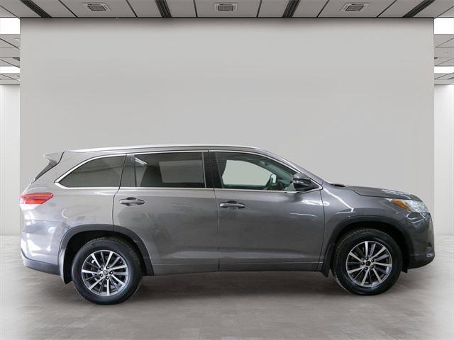 used 2017 Toyota Highlander car, priced at $15,499