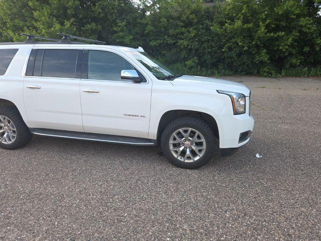 used 2016 GMC Yukon XL car, priced at $17,399