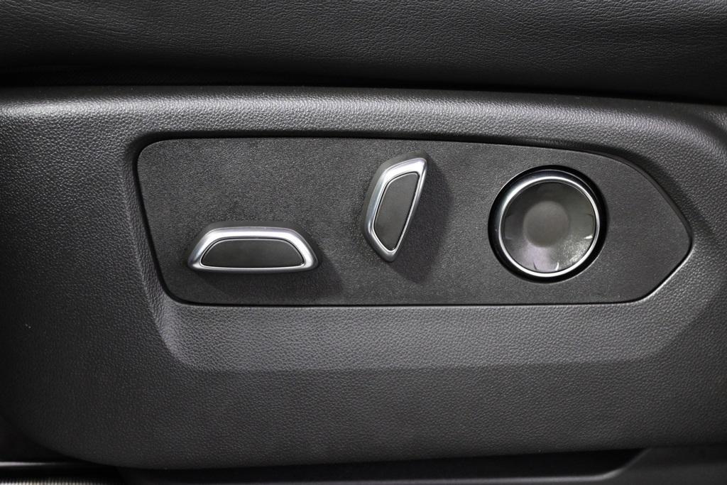 used 2025 Cadillac Escalade car, priced at $105,998