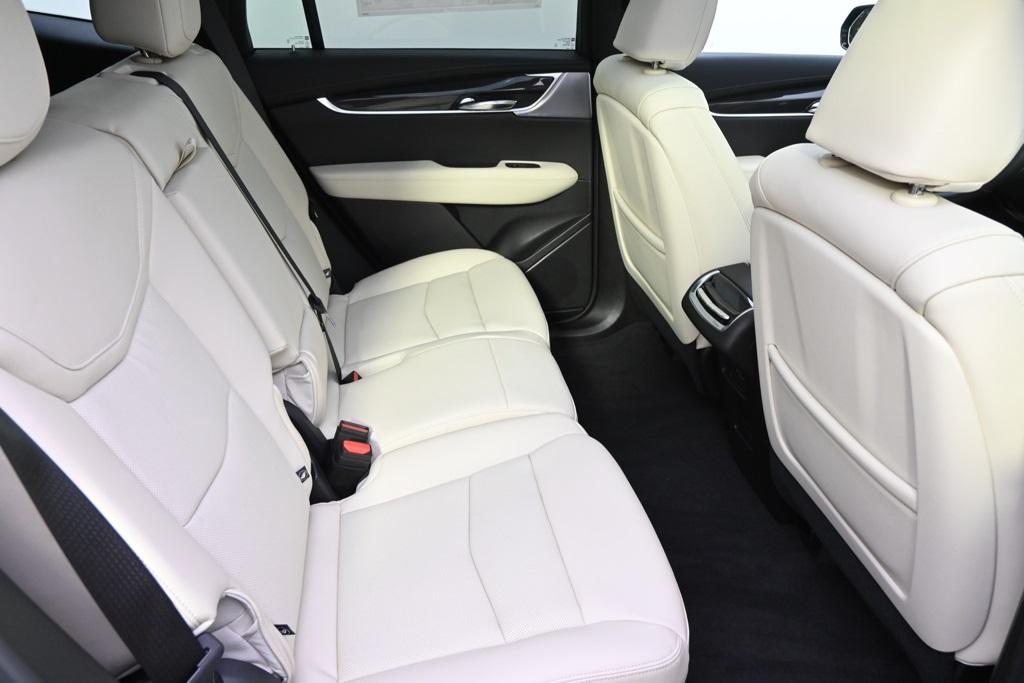 new 2025 Cadillac XT6 car, priced at $56,998