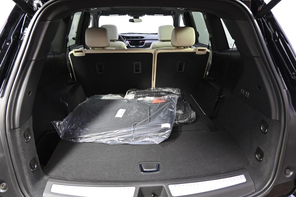 new 2025 Cadillac XT6 car, priced at $56,998