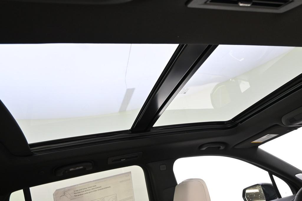 new 2025 Cadillac XT6 car, priced at $56,998