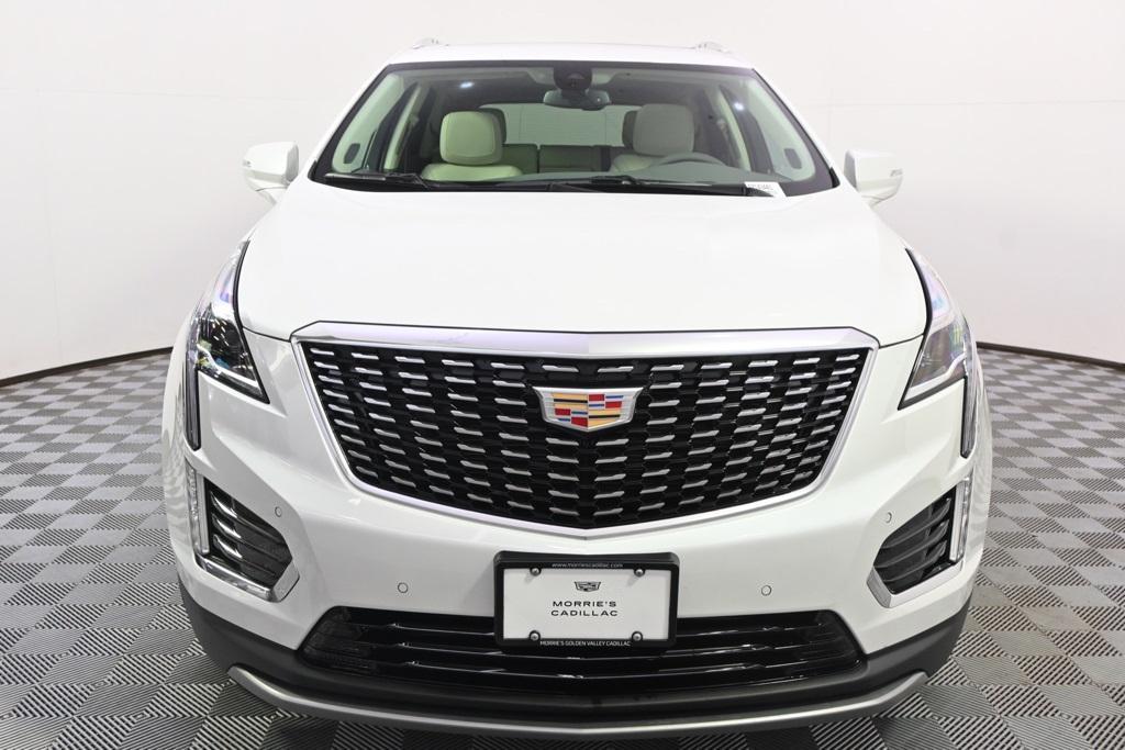 new 2025 Cadillac XT5 car, priced at $56,004