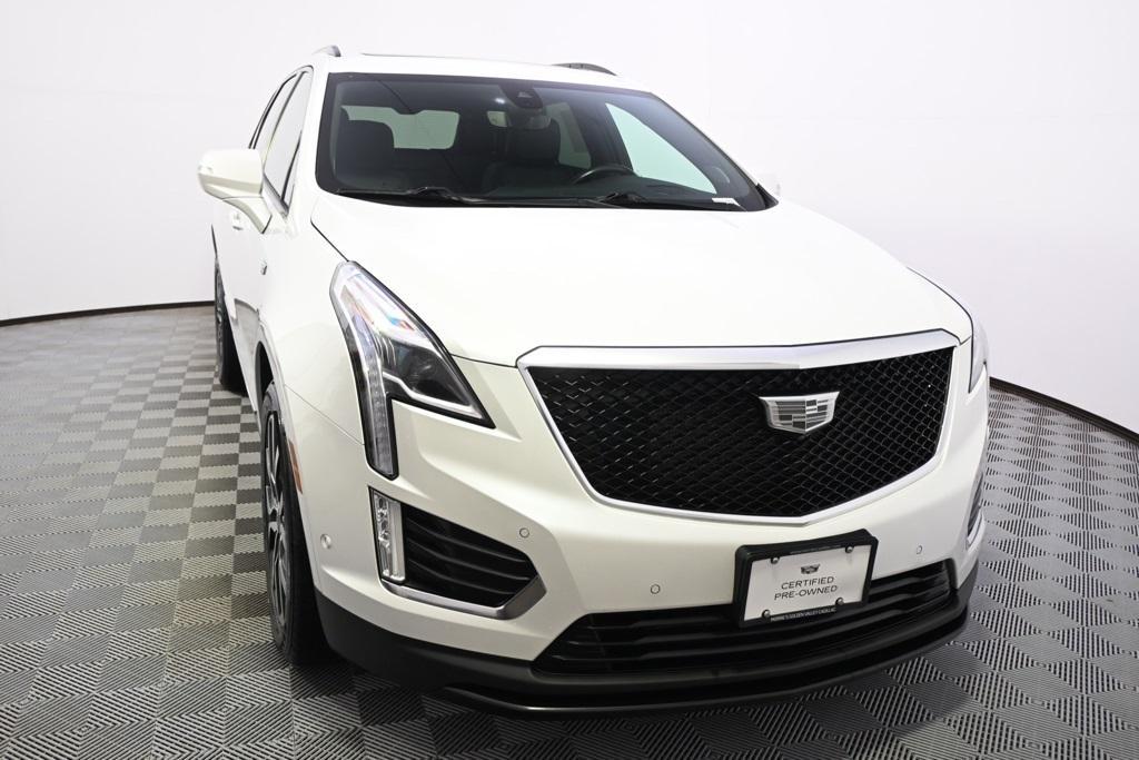 used 2023 Cadillac XT5 car, priced at $32,888