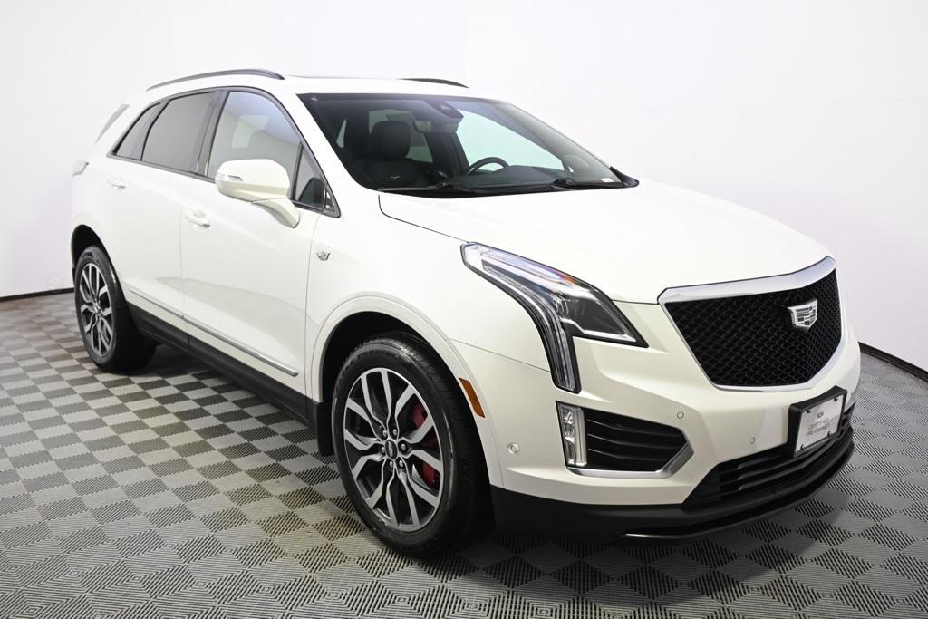 used 2023 Cadillac XT5 car, priced at $32,888