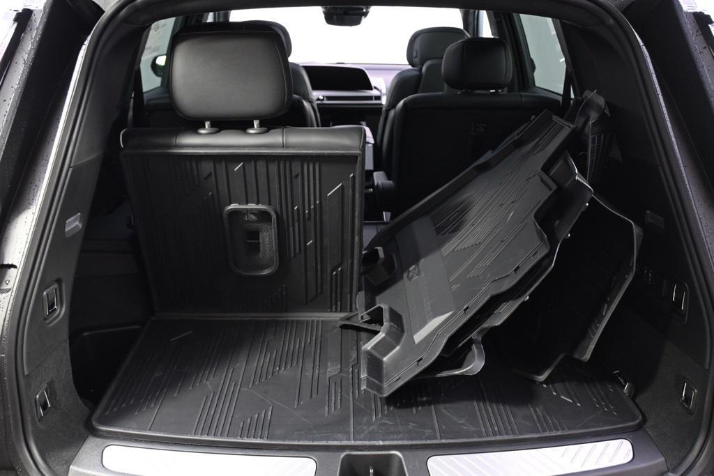 new 2026 Cadillac VISTIQ car, priced at $100,035