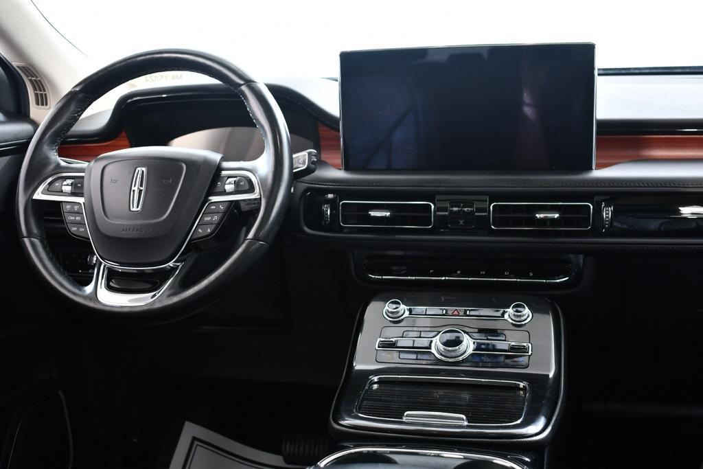 used 2022 Lincoln Nautilus car, priced at $29,998