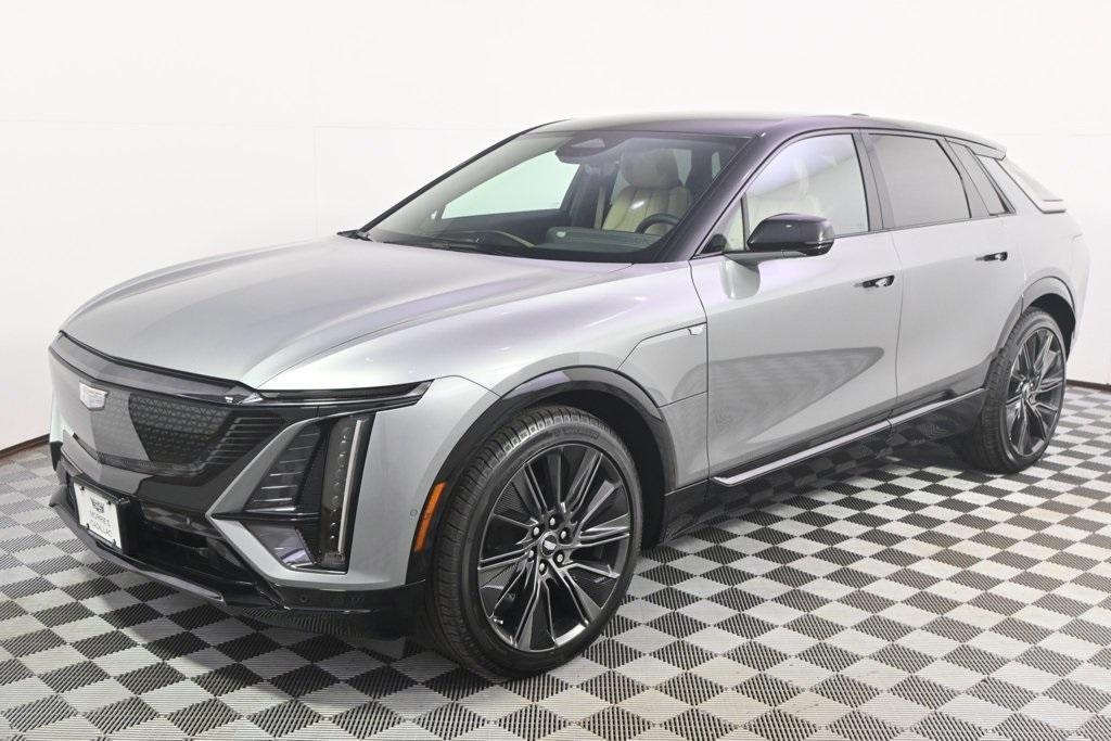 new 2025 Cadillac LYRIQ car, priced at $77,604