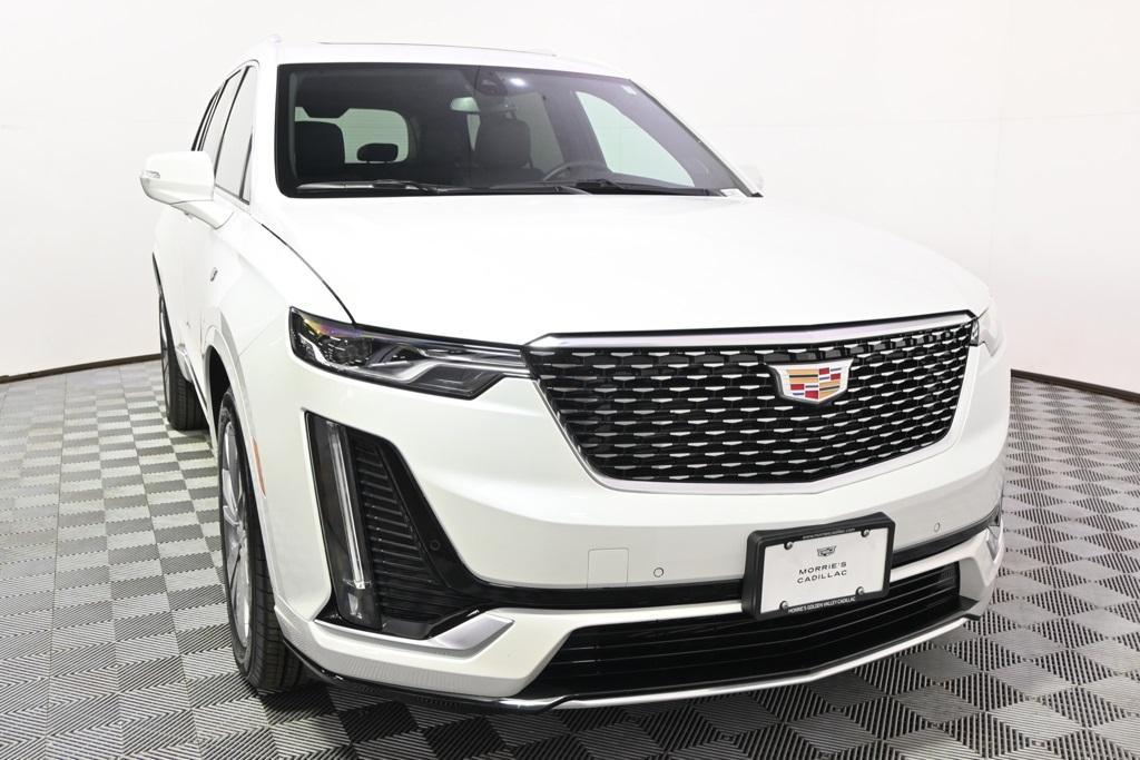 new 2025 Cadillac XT6 car, priced at $52,998