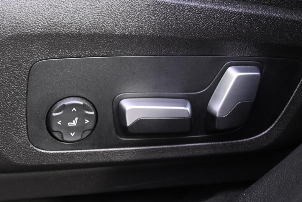 used 2023 BMW X3 car, priced at $33,998