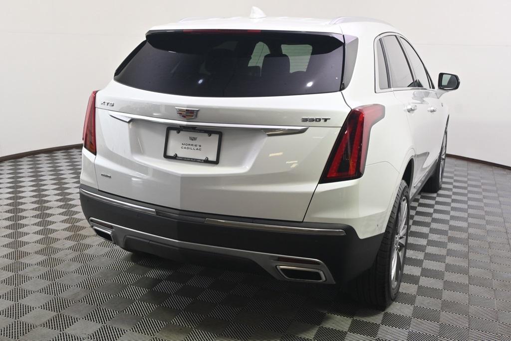 new 2025 Cadillac XT5 car, priced at $50,498