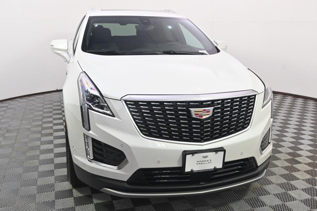 new 2025 Cadillac XT5 car, priced at $50,498