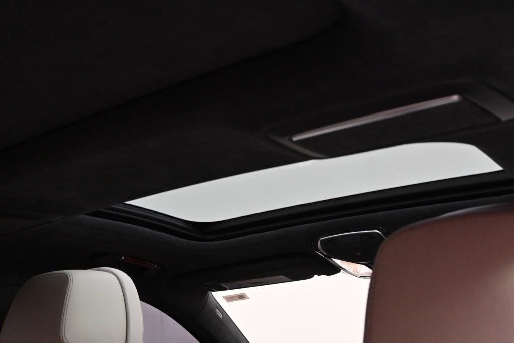 used 2022 BMW ALPINA B7 car, priced at $83,444