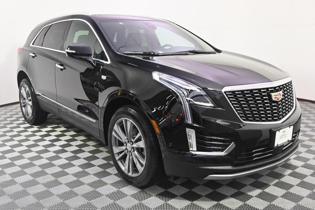 new 2025 Cadillac XT5 car, priced at $58,684