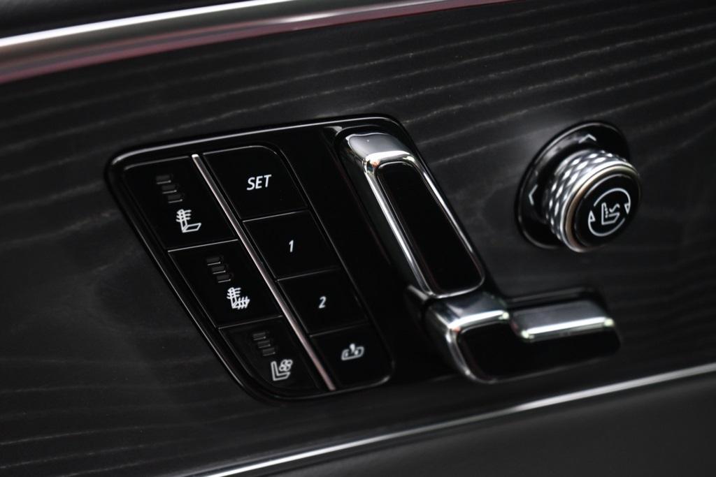 new 2025 Cadillac LYRIQ car, priced at $77,434