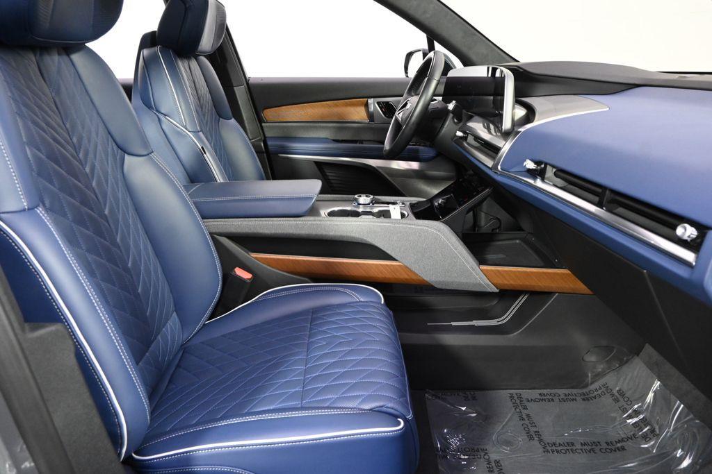 used 2026 Cadillac VISTIQ car, priced at $78,127