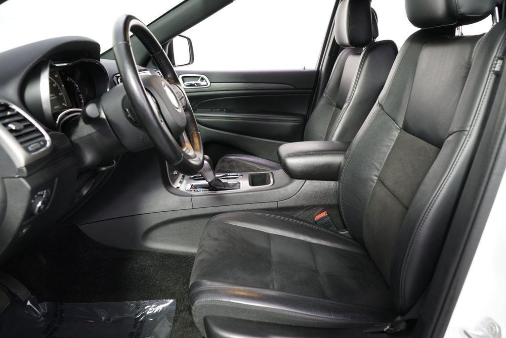 used 2021 Jeep Grand Cherokee car, priced at $23,845