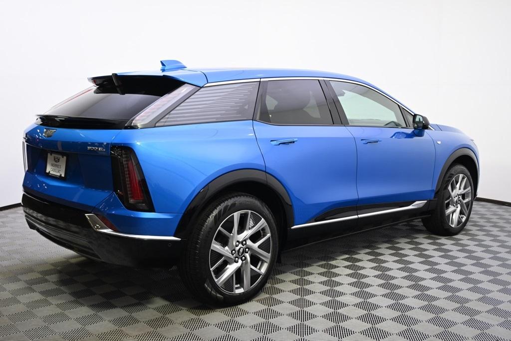 new 2025 Cadillac OPTIQ car, priced at $55,709