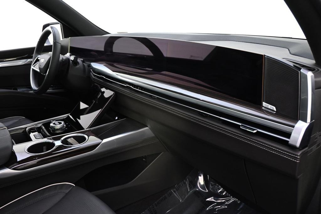 new 2025 Cadillac Escalade ESV car, priced at $114,019