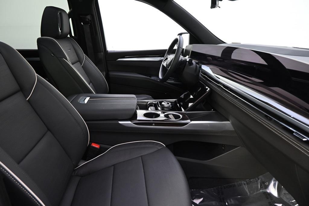 new 2025 Cadillac Escalade ESV car, priced at $114,019