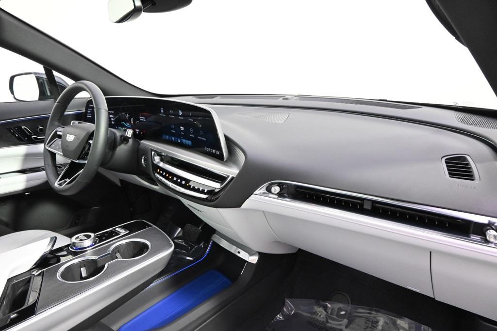 new 2025 Cadillac LYRIQ car, priced at $61,397