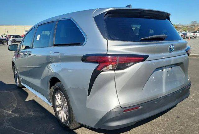 used 2021 Toyota Sienna car, priced at $30,853