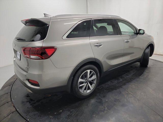 used 2019 Kia Sorento car, priced at $17,737