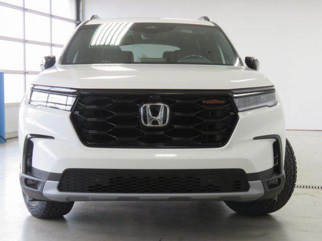 new 2025 Honda Pilot car, priced at $48,259