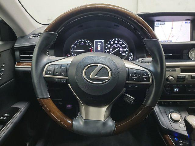 used 2016 Lexus ES 350 car, priced at $17,627