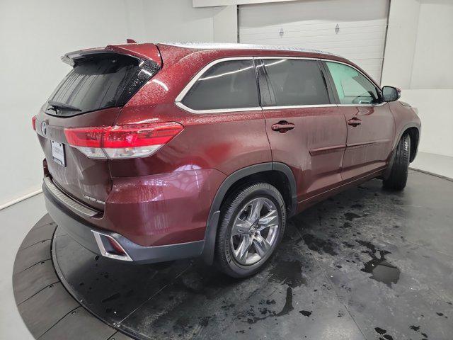 used 2018 Toyota Highlander car, priced at $23,176