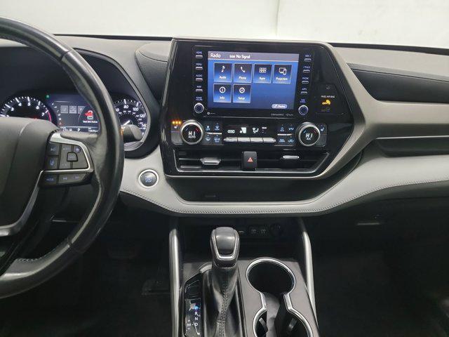 used 2021 Toyota Highlander car, priced at $24,533