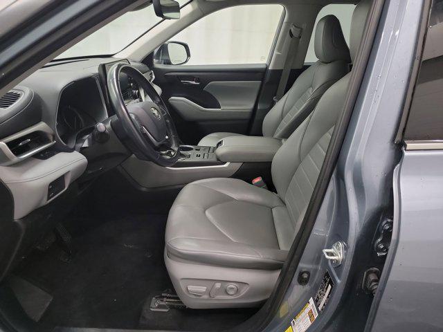 used 2021 Toyota Highlander car, priced at $24,533