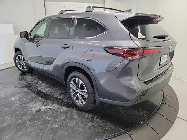 used 2024 Toyota Highlander car, priced at $41,490