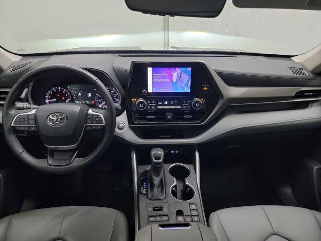 used 2024 Toyota Highlander car, priced at $41,490