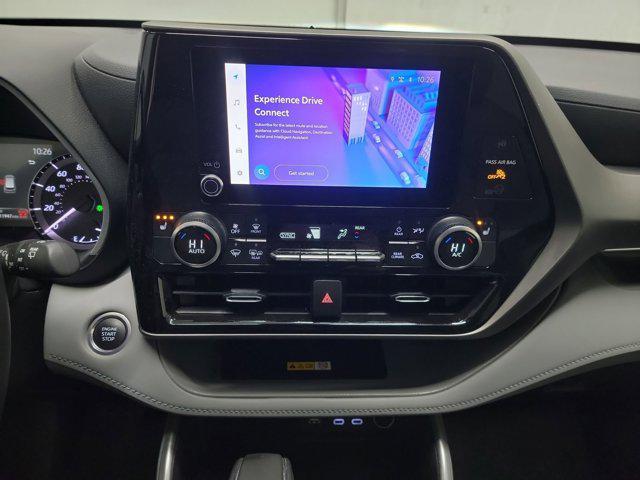 used 2024 Toyota Highlander car, priced at $41,490