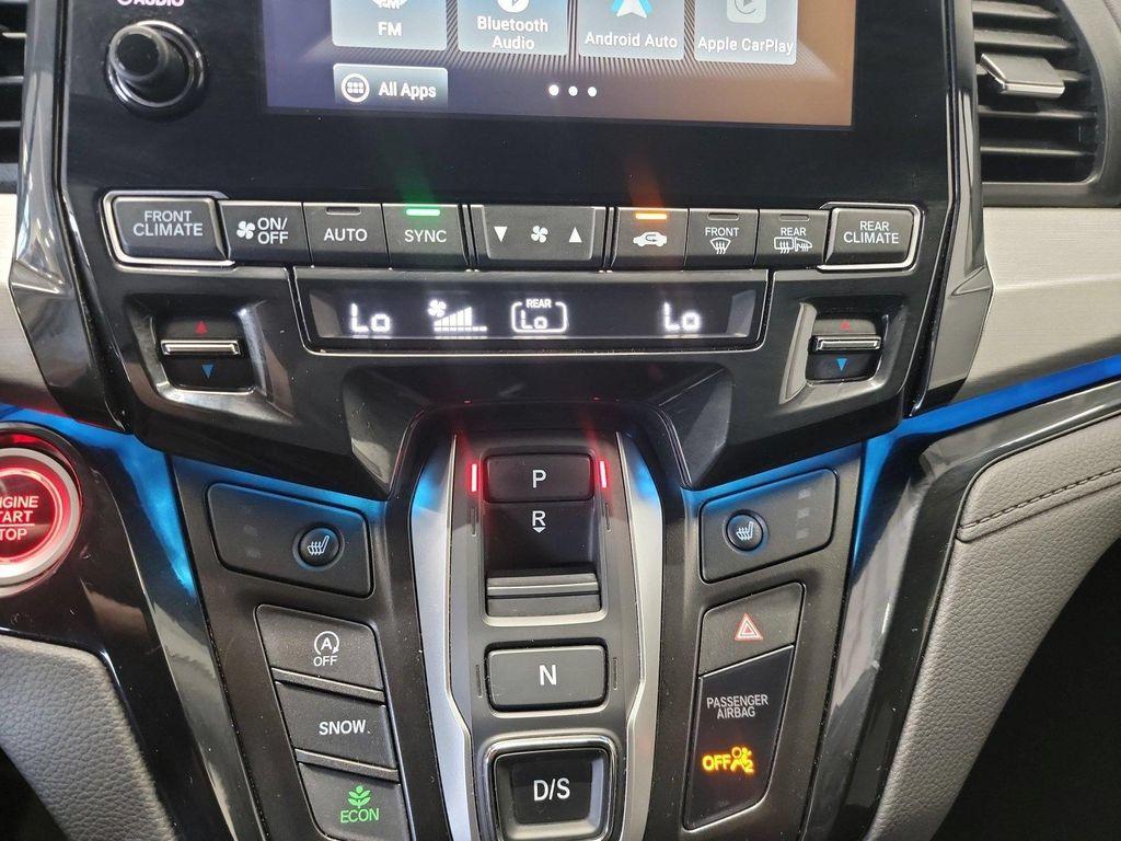 used 2024 Honda Odyssey car, priced at $40,665