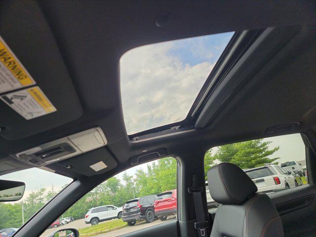 new 2026 Honda CR-V Hybrid car, priced at $40,015