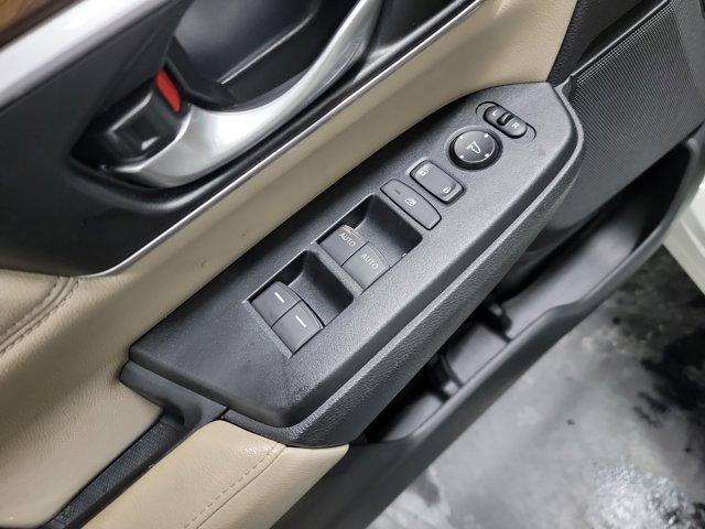 used 2018 Honda CR-V car, priced at $21,351