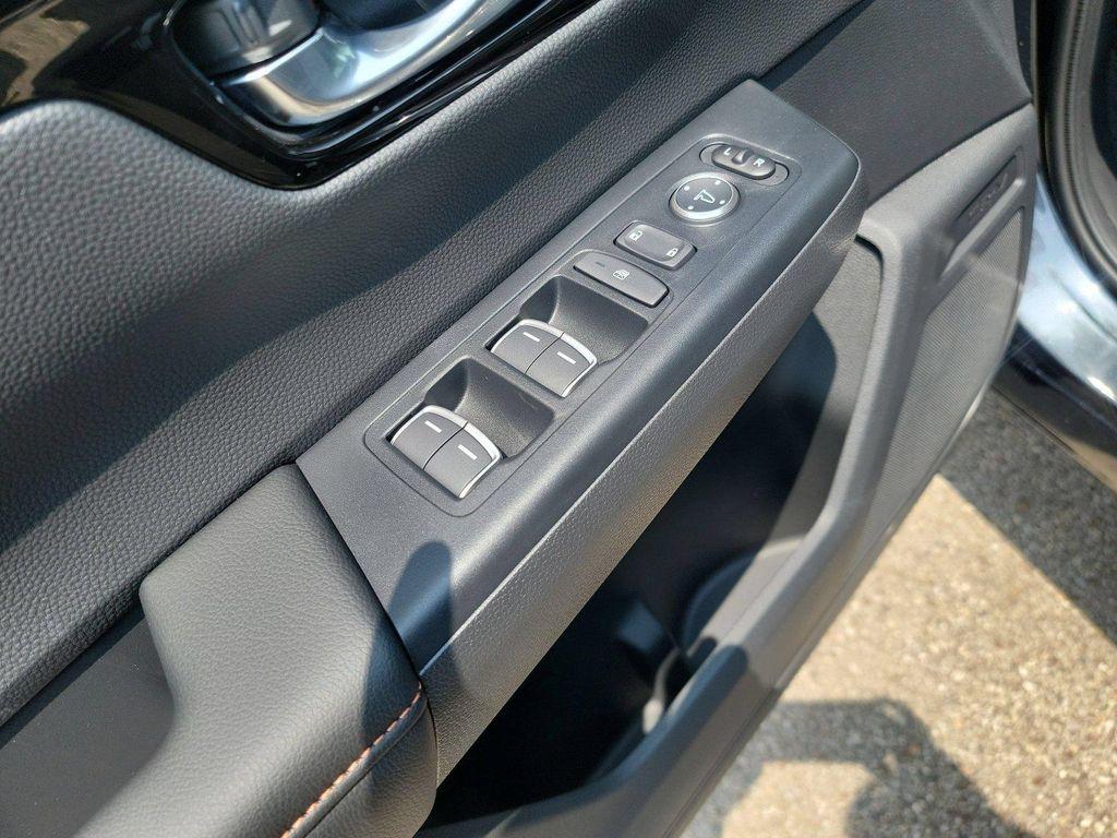 new 2026 Honda CR-V Hybrid car, priced at $44,178