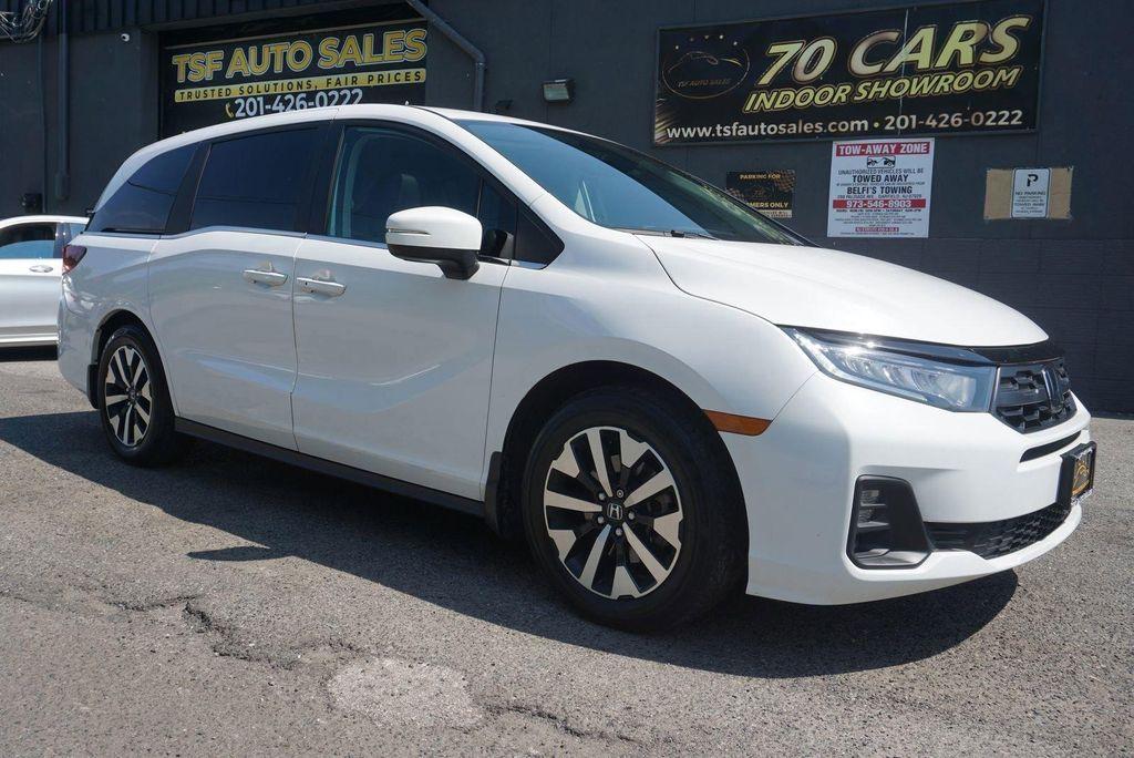 used 2025 Honda Odyssey car, priced at $38,213
