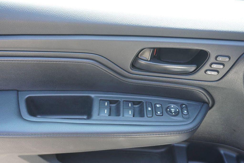 used 2025 Honda Odyssey car, priced at $38,213