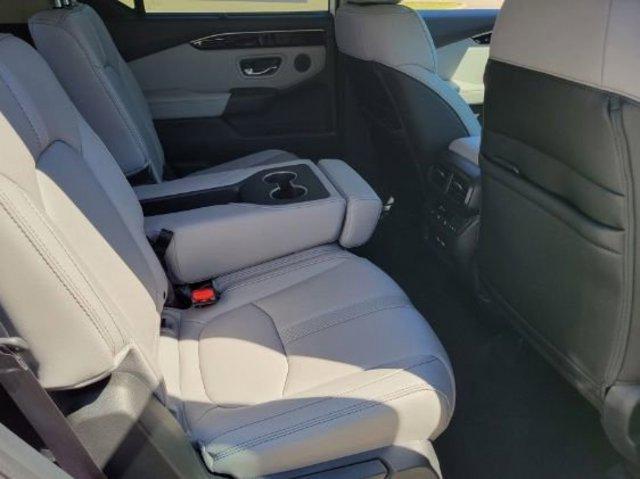 new 2025 Honda Pilot car, priced at $45,918