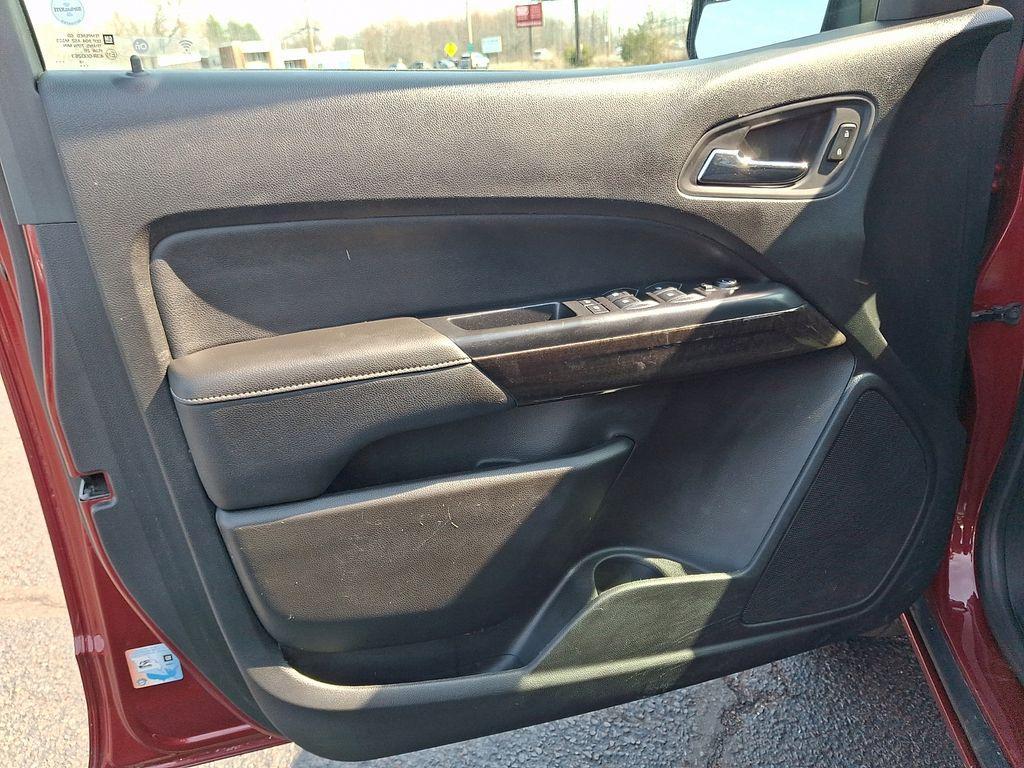 used 2019 GMC Canyon car, priced at $23,189