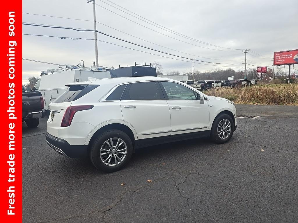 used 2022 Cadillac XT5 car, priced at $28,995