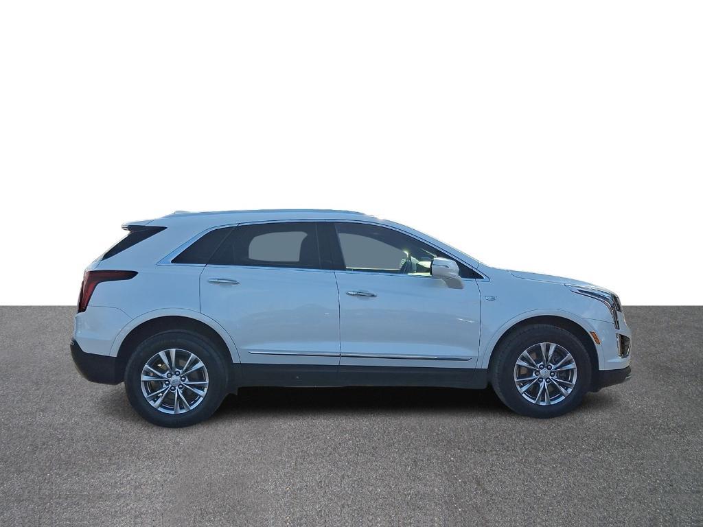 used 2022 Cadillac XT5 car, priced at $28,654