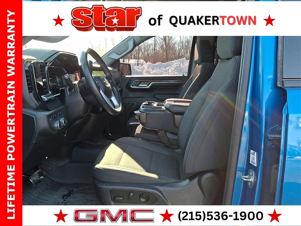 used 2023 GMC Sierra 1500 car, priced at $38,863